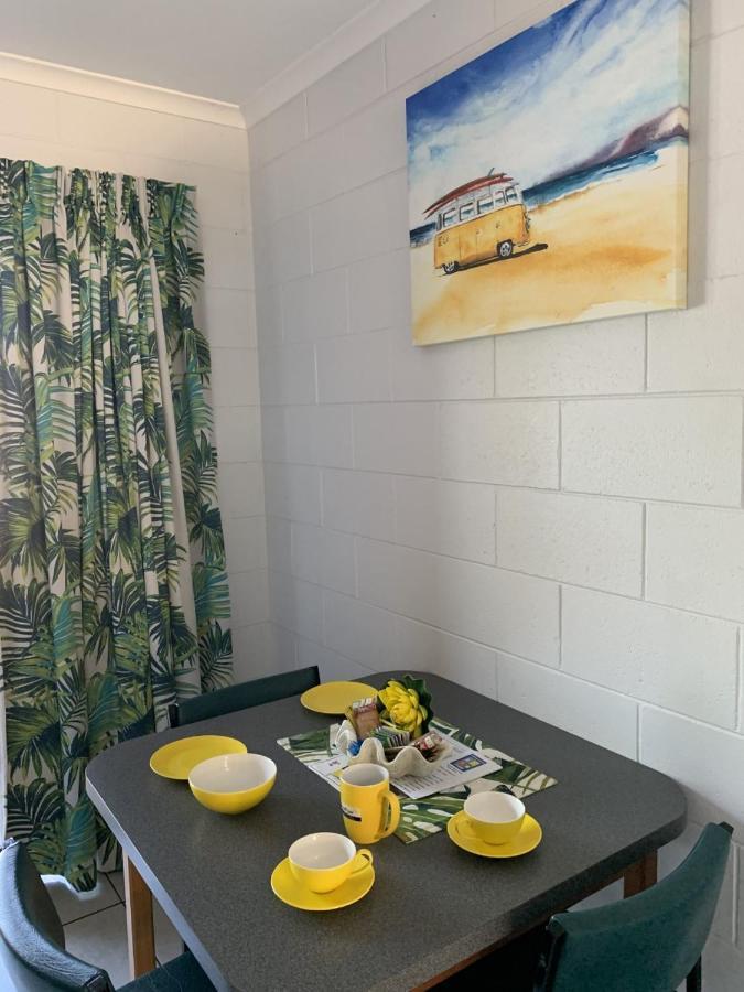 Sandpiper Motel Grasstree Beach Bagian luar foto